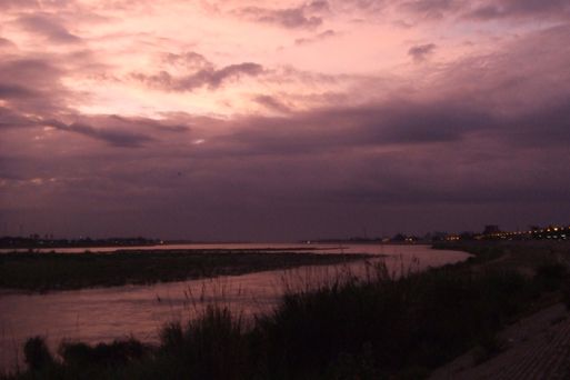 Senset at the Mekong river